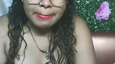 LadyXSnakes online show from November 9, 2025, 8:34 am