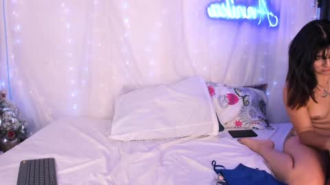 Snapshot of laena_arryn chatting on December 5, 2024, 11:51 pm Laena Arryn online show from December 5, 2024, 11:51 pm