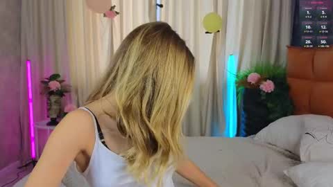 Snapshot of lafeti chatting on September 26, 2025, 7:23 am Lilia online show from September 26, 2025, 7:23 am