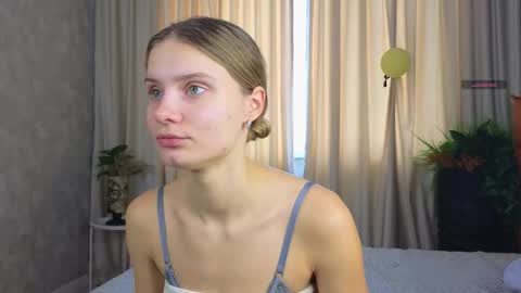 Snapshot of lafeti chatting on October 26, 2025, 7:14 am Lilia online show from October 26, 2025, 7:14 am