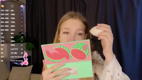 Snapshot of lafeti chatting on November 30, 2025, 6:17 am Lilia online show from November 30, 2025, 6:17 am