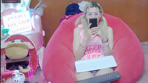 Skinnygirl online show from July 11, 2026, 12:46 am