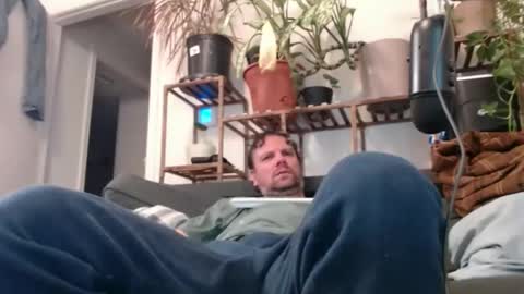 Snapshot of laidback_and_chill chatting on December 7, 2024, 3:58 am Rick online show from December 7, 2024, 3:58 am