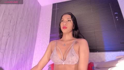 laiily bell online show from November 4, 2025, 12:37 pm