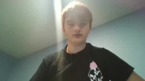 laikthing18 online show from December 17, 2024, 4:00 pm