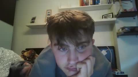 laikthing18 online show from December 3, 2025, 3:10 pm