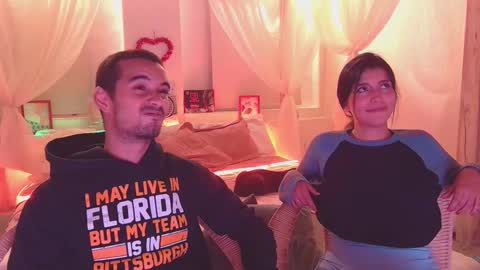 Snapshot of lailaasher chatting on December 23, 2025, 10:02 am lailaasher online show from December 23, 2025, 10:02 am