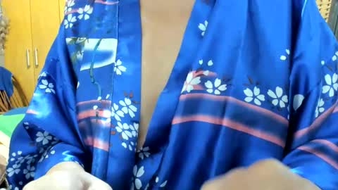 Snapshot of lailasensu chatting on April 25, 2026, 12:52 pm LAILA online show from April 25, 2026, 12:52 pm