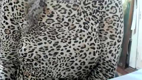 Snapshot of lailasensu chatting on July 13, 2026, 3:37 pm LAILA online show from July 13, 2026, 3:37 pm