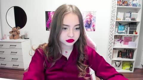 Kira online show from January 1, 2025, 9:09 pm