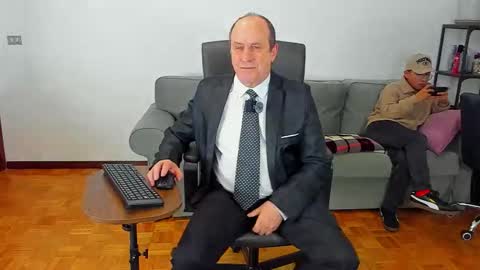 lajose52 online show from November 21, 2025, 8:07 pm