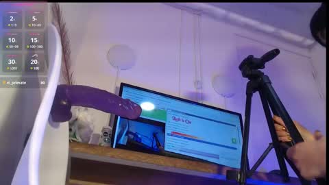 lakshmi_tay online show from January 9, 2025, 2:51 pm