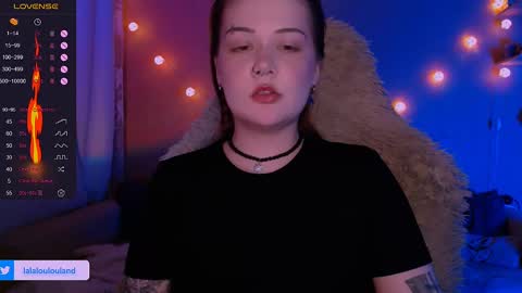 Nicky online show from March 7, 2025, 7:49 pm