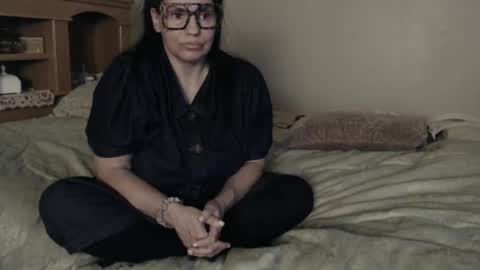 Naomi Rose online show from March 5, 2026, 10:33 am