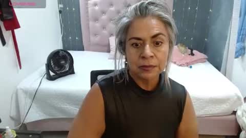 Snapshot of lalisha_96 chatting on June 19, 2026, 12:37 am lalisha online show from June 19, 2026, 12:37 am
