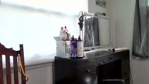 Snapshot of lalove99 chatting on September 30, 2025, 12:43 pm LALOVE99 online show from September 30, 2025, 12:43 pm