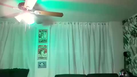 Snapshot of lalove99 chatting on October 18, 2025, 1:41 am LALOVE99 online show from October 18, 2025, 1:41 am