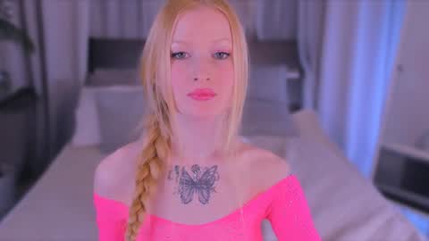 Laly online show from December 25, 2024, 4:12 am