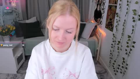 Laly online show from January 10, 2025, 7:32 pm