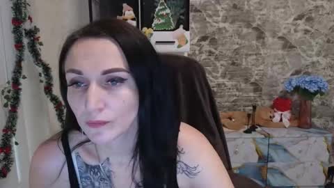 Snapshot of lalyaskyy chatting on December 21, 2025, 11:28 am Lalya online show from December 21, 2025, 11:28 am