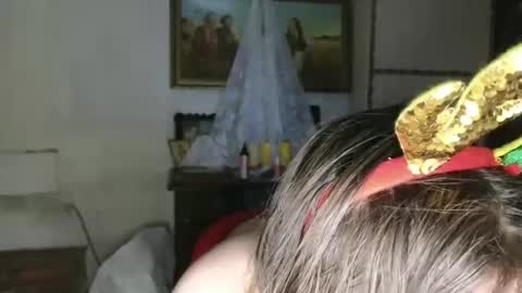 I work 5PM to 9 PM EST  New York online show from December 22, 2025, 6:38 pm