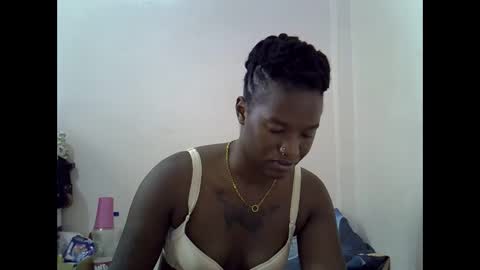 lamensha online show from October 10, 2025, 8:57 am