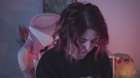 just call me Lana  and her security online show from December 22, 2024, 11:44 am