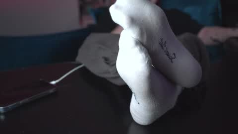 just call me Lana  and her security online show from February 15, 2025, 2:22 pm