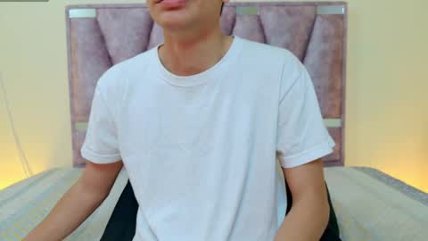 Lana online show from September 29, 2025, 10:31 am