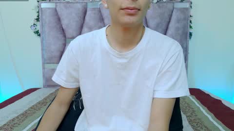 Lana online show from October 20, 2025, 10:16 am