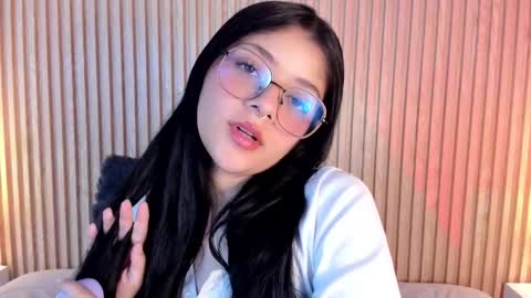 ... .          . ... online show from September 25, 2025, 12:09 pm