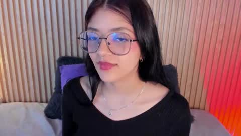 ... .          . ... online show from October 17, 2025, 12:52 pm