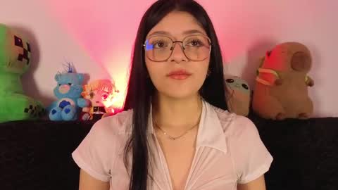 Snapshot of lana_dol chatting on April 23, 2026, 1:35 pm ... . . ... online show from April 23, 2026, 1:35 pm