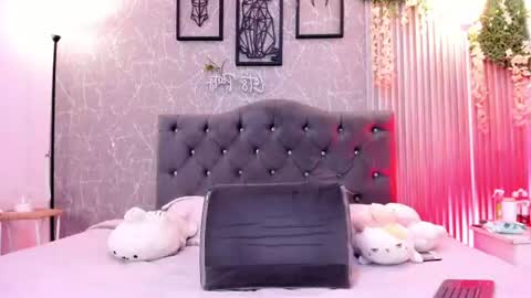 Snapshot of lana_gill chatting on June 10, 2026, 7:13 pm lana_gill online show from June 10, 2026, 7:13 pm