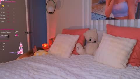 Milana online show from January 17, 2025, 5:32 am