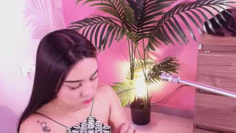 LANA online show from October 27, 2025, 3:43 am