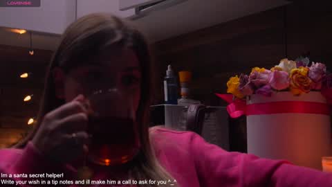 Alana online show from January 5, 2025, 9:05 am