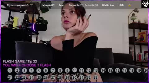 Lana The Virus online show from October 1, 2025, 1:39 pm