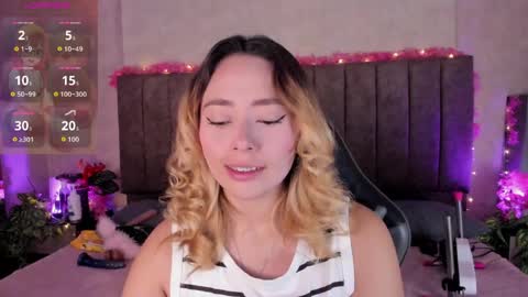 Snapshot of lanaamills chatting on May 28, 2026, 4:54 am Lana online show from May 28, 2026, 4:54 am