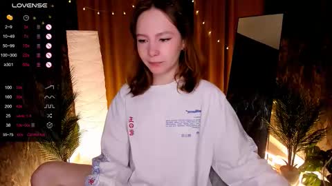 Lana online show from October 22, 2025, 2:23 am