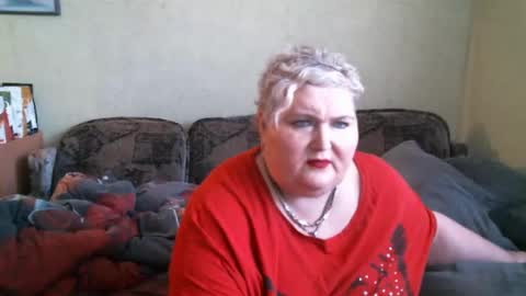 lanacat555 online show from March 12, 2025, 1:19 pm