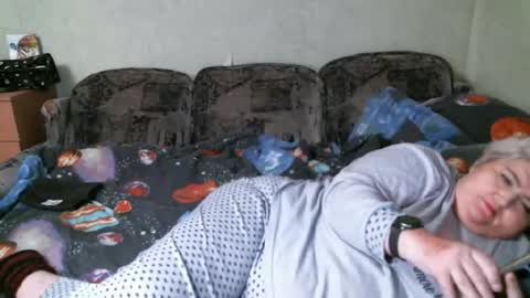 lanacat555 online show from September 29, 2025, 10:58 pm