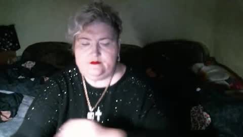 lanacat555 online show from November 12, 2025, 7:13 pm