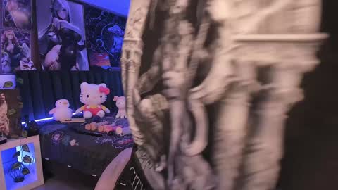 L A N A  online show from January 6, 2025, 11:31 pm