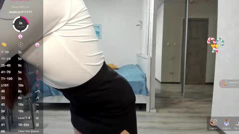 Lana online show from March 5, 2025, 1:17 pm