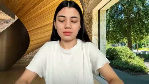 Lana online show from September 16, 2025, 10:49 am