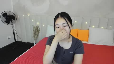 Snapshot of lanameiz chatting on November 16, 2025, 9:15 am Lana online show from November 16, 2025, 9:15 am