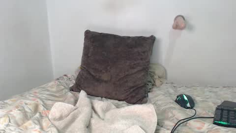 lanarave online show from January 15, 2025, 3:00 am