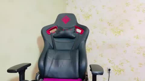 Snapshot of lanasweet9 chatting on December 25, 2024, 5:47 pm Lana online show from December 25, 2024, 5:47 pm