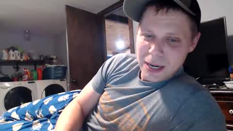 Lance online show from December 22, 2025, 1:13 am